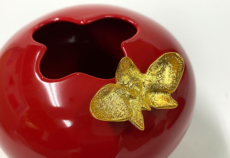 傑作陶 G51繪金紅苞瓶(鍍鈦)